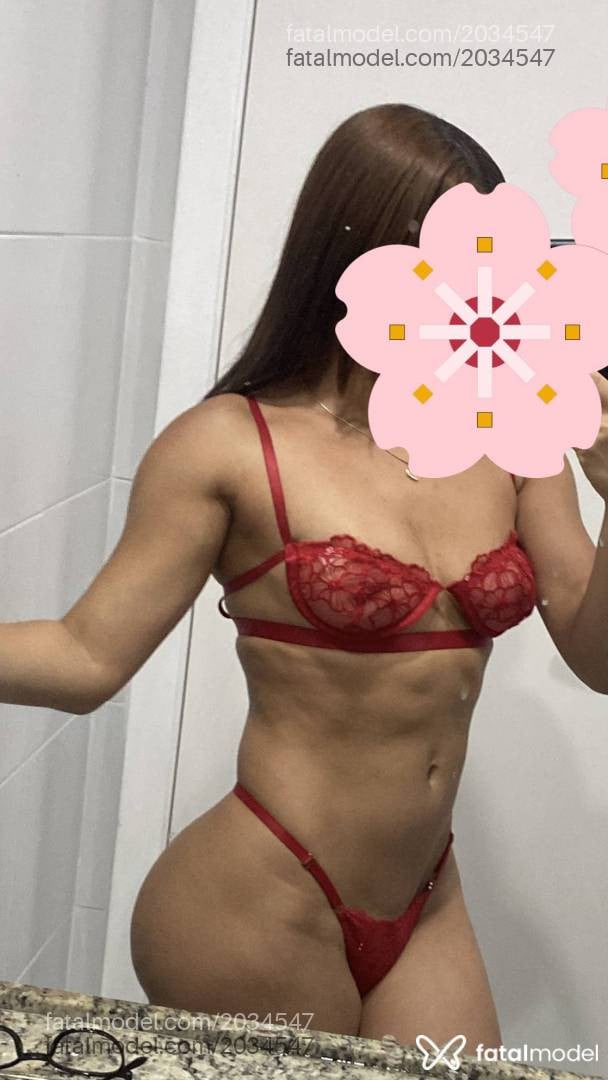 Acompanhante mulher morena (o) de olhos castanhos - Dani Barbosa