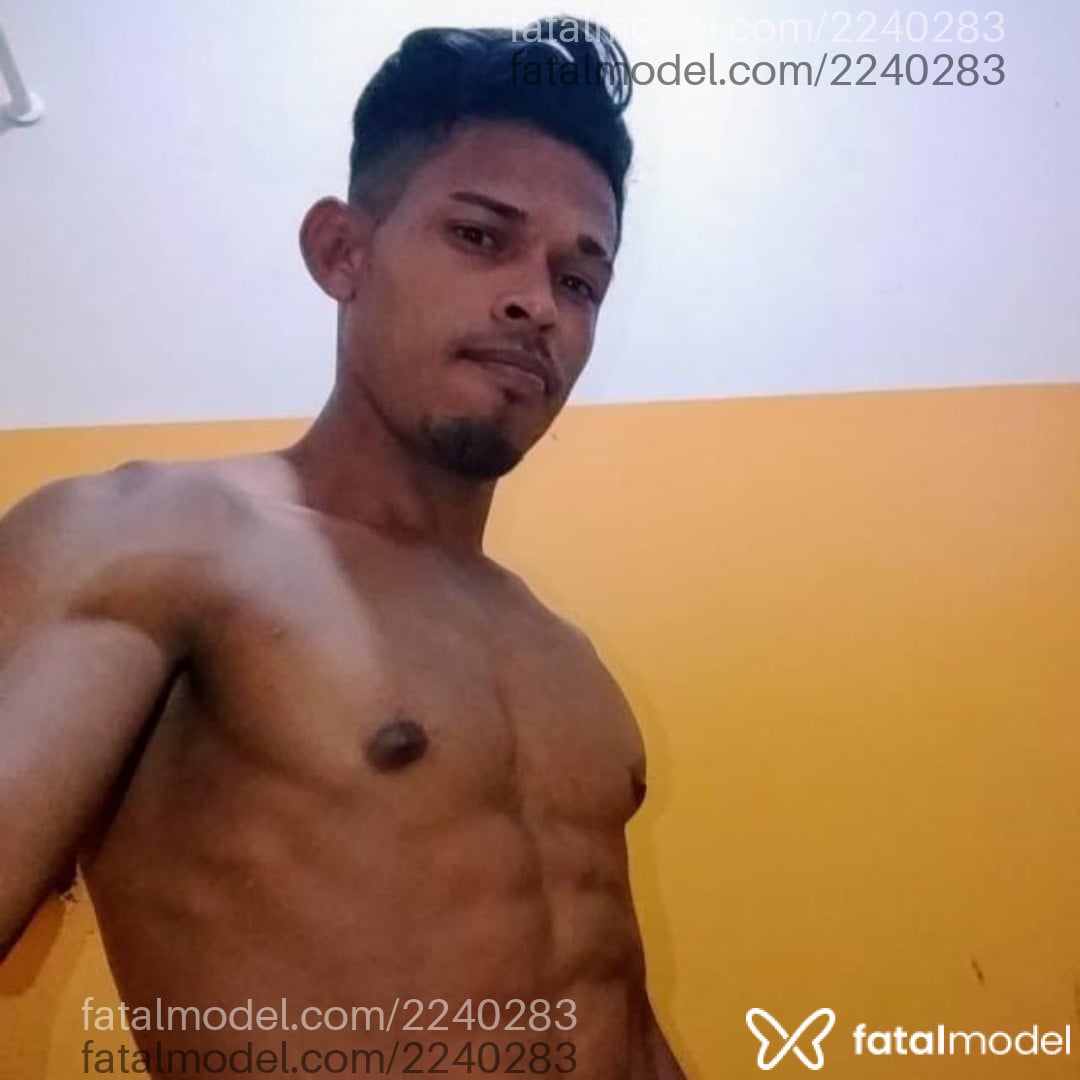 Acompanhante homem morena (o) de olhos castanhos - Erikys