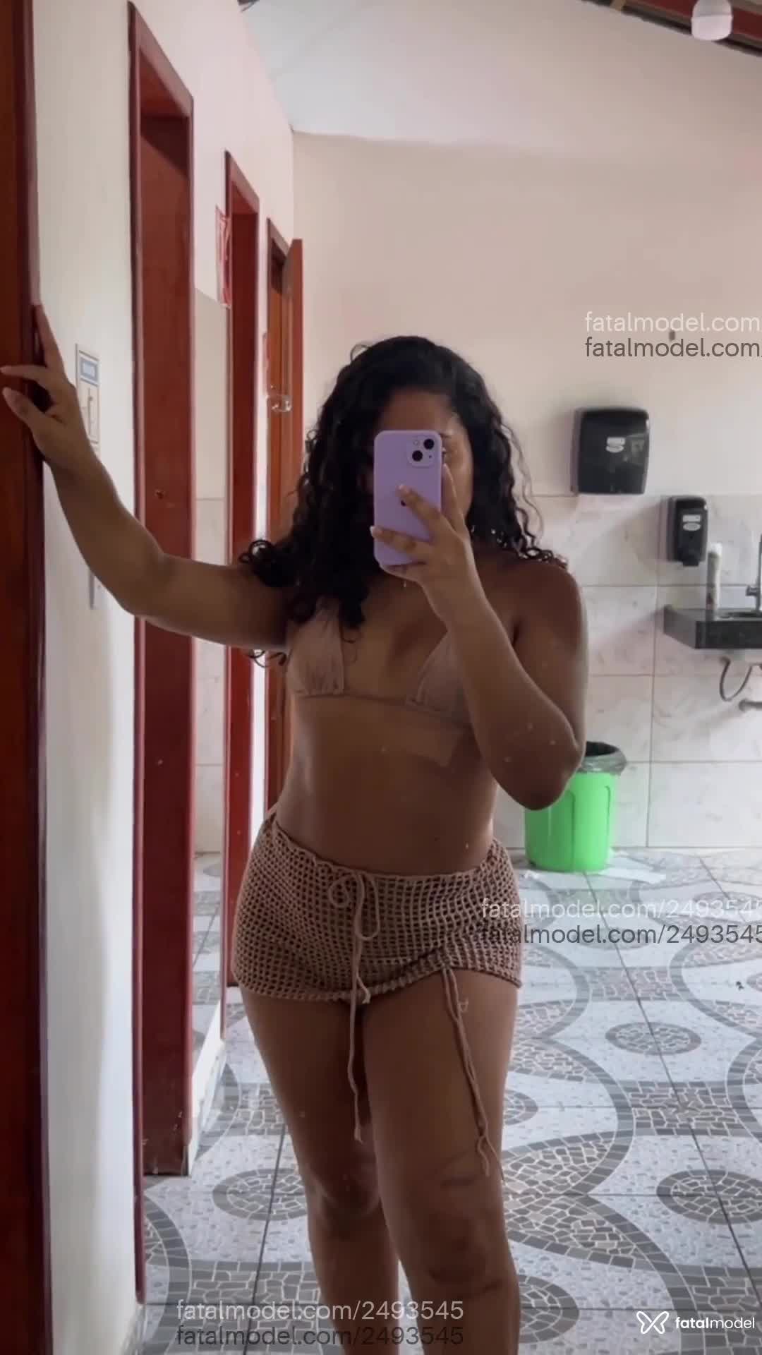 Acompanhante mulher trans morena (o) de olhos castanhos em Belém Acompanhante mulher trans morena (o) de olhos castanhos em Belém - Pérolac