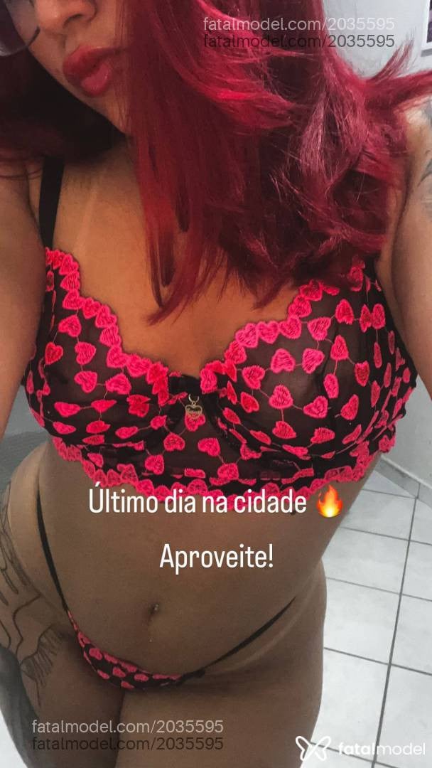 Acompanhante mulher ruiva (o) de olhos mel - Íris Hernandez