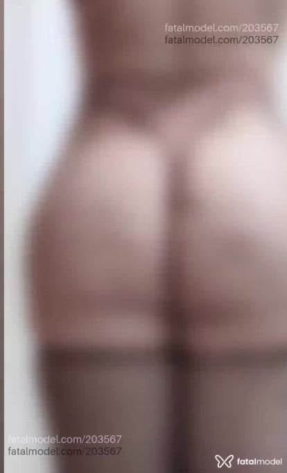 Acompanhante mulher trans com cabelo colorido de olhos castanhos em Jequié Acompanhante mulher trans com cabelo colorido de olhos castanhos em Jequié - Valentyna Castro