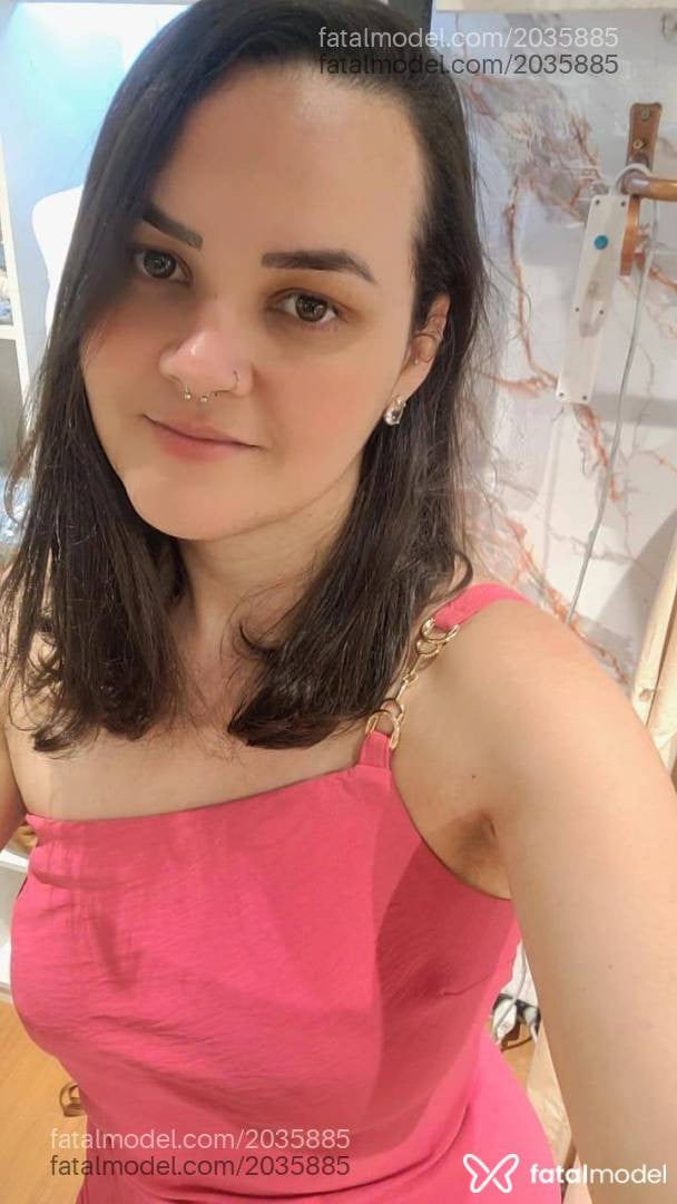 Acompanhante mulher com cabelo castanho de olhos pretos em São Paulo - Gabriela