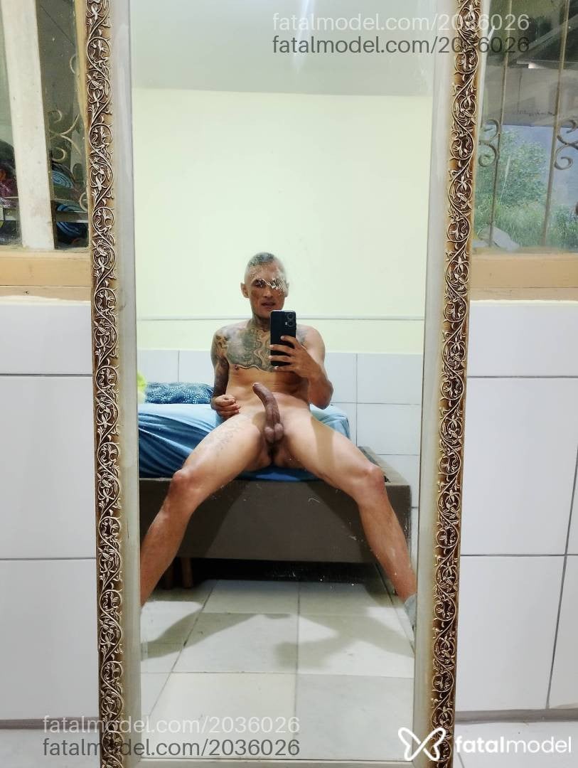 Acompanhante homem com cabelo castanho de olhos castanhos - Borel