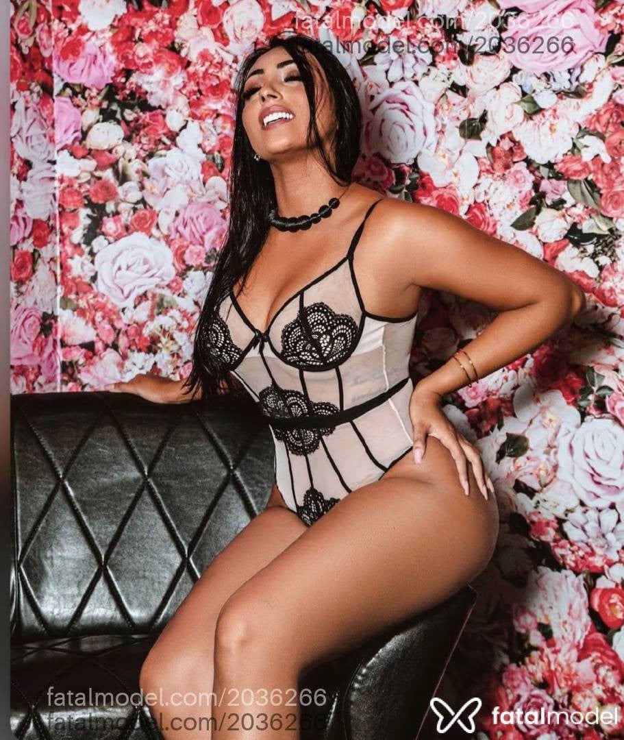 Acompanhante mulher morena (o) de olhos pretos - Isabely Fernandes
