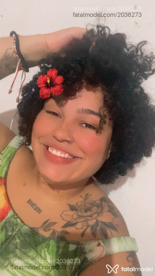 Acompanhante mulher com cabelo castanho de olhos castanhos em Jequié - Bianca Nucci