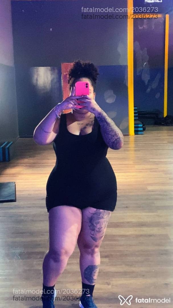 Acompanhante mulher com cabelo castanho de olhos castanhos - Bianca Nucci