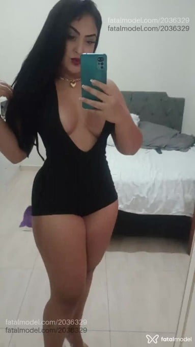 Acompanhante mulher morena (o) de olhos castanhos - Suzilima