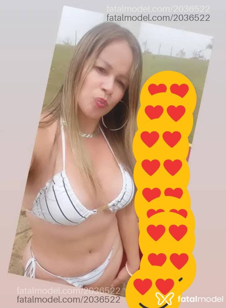 Acompanhante mulher loira (o) de olhos castanhos - Kelly