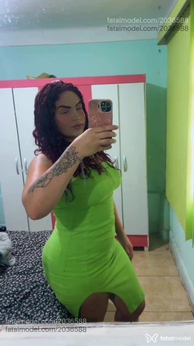 Acompanhante mulher ruiva (o) de olhos castanhos em Barbacena - Ruby