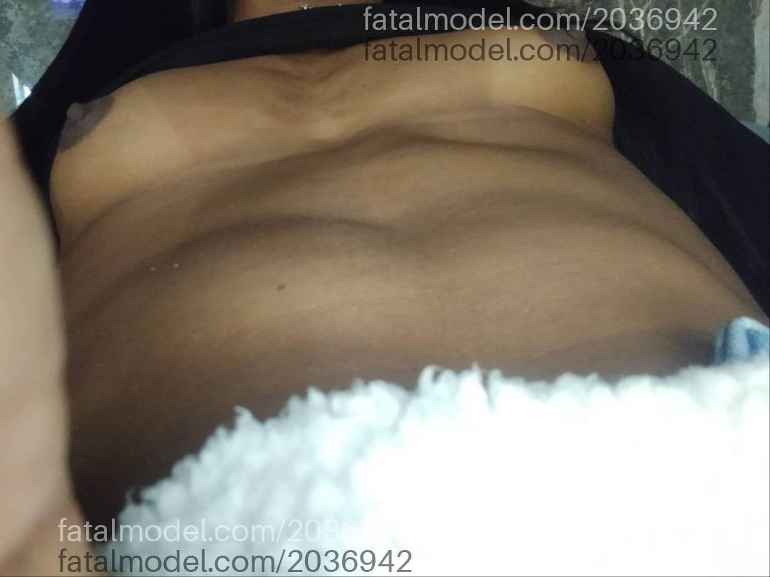 Acompanhante homem trans morena (o) de olhos pretos - Fernanda