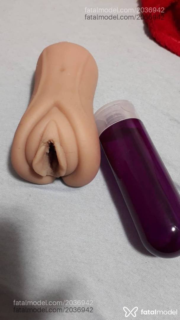 Acompanhante homem trans morena (o) de olhos pretos - Fernanda