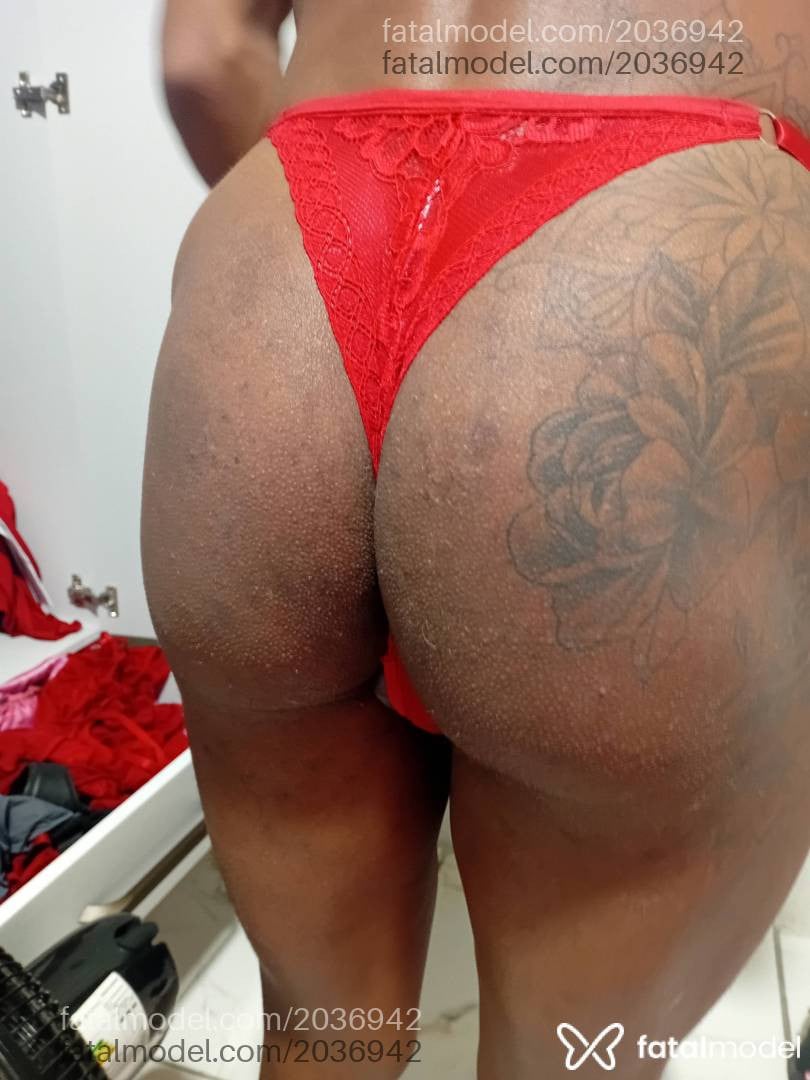 Acompanhante homem trans morena (o) de olhos pretos - Fernanda