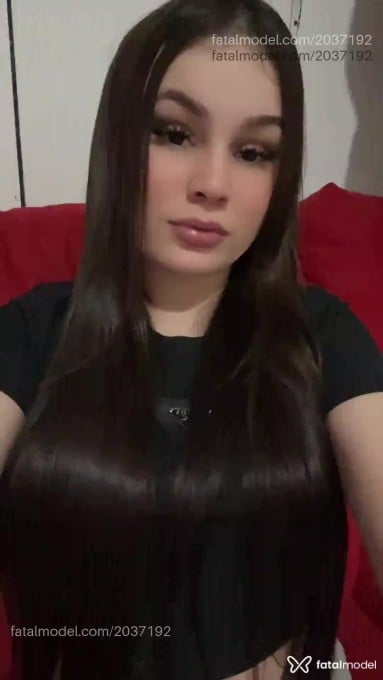 Acompanhante mulher loira (o) de olhos mel em Gravataí Acompanhante mulher loira (o) de olhos mel em Gravataí - Hellen