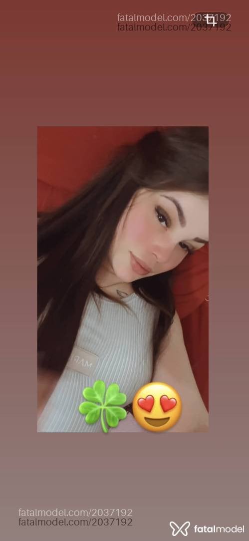 Acompanhante mulher loira (o) de olhos mel - Hellen