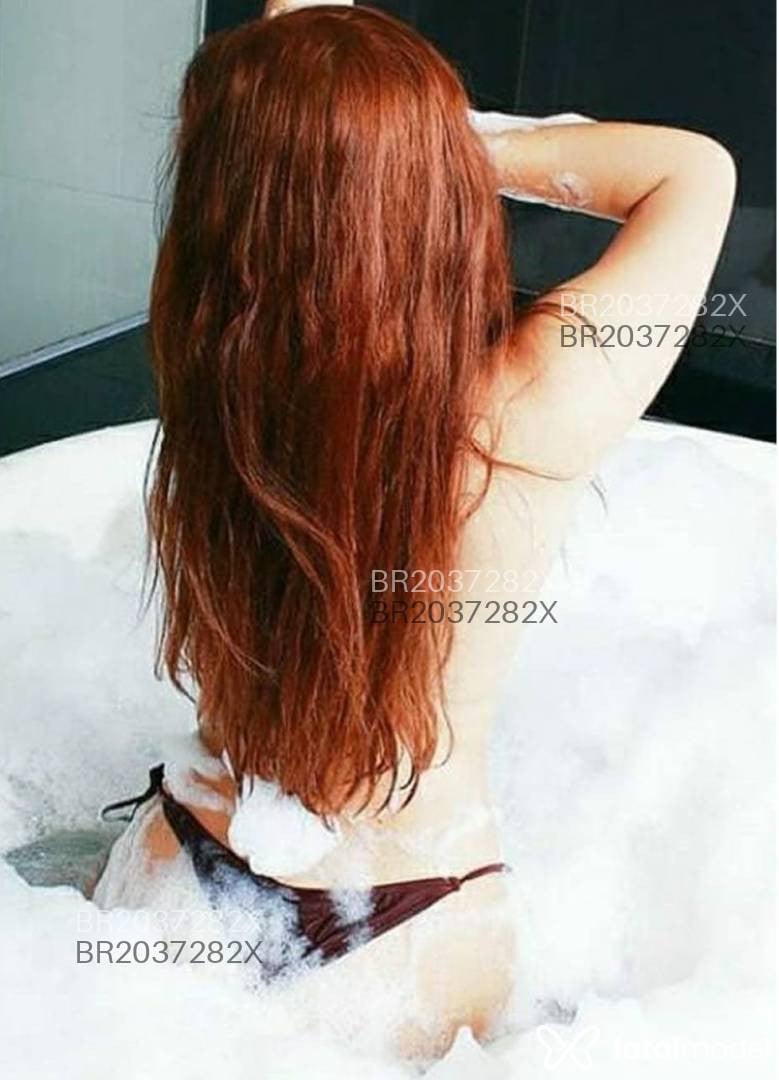 Acompanhante mulher ruiva (o) de olhos verdes em Paraíso do Tocantins - Kiara Novlock