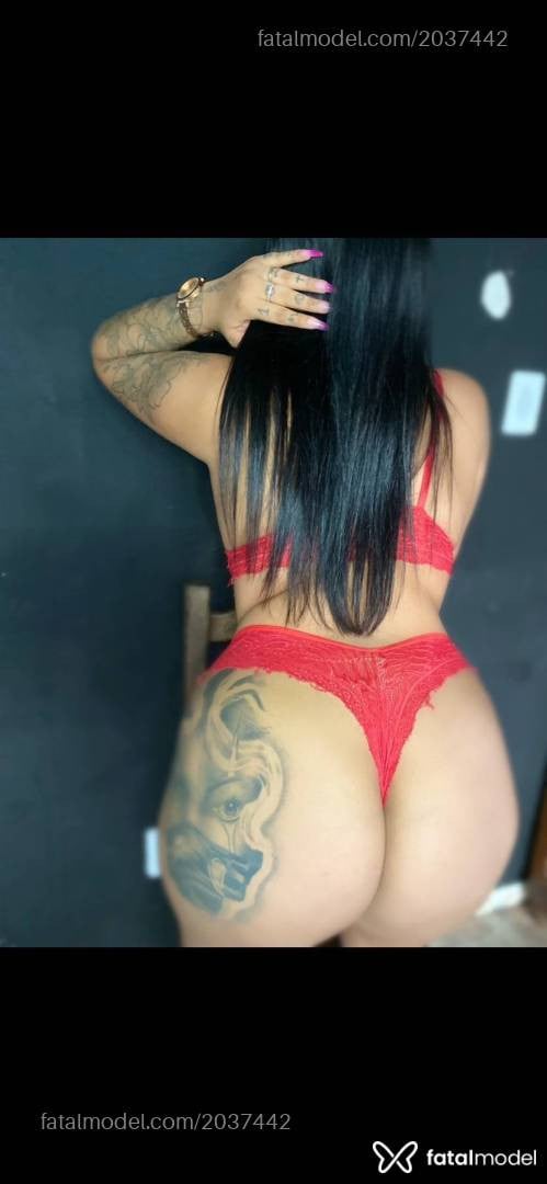 Acompanhante mulher morena (o) de olhos verdes - Melissa