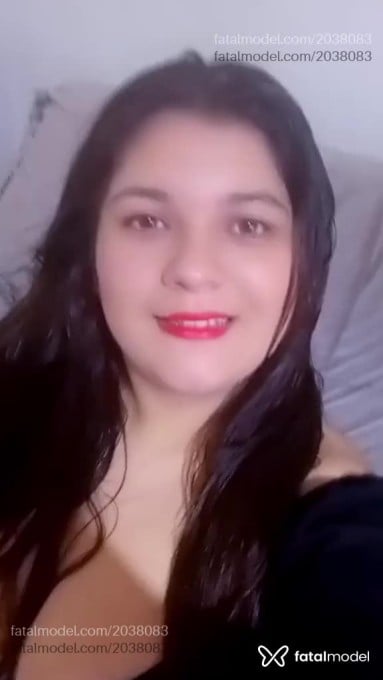 Acompanhante mulher com cabelo castanho de olhos castanhos em Itajaí - Ana Júlia