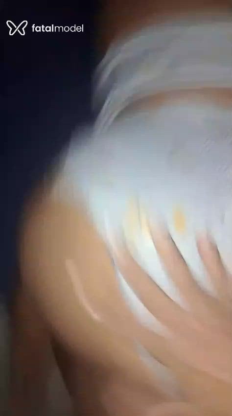 Acompanhante mulher morena (o) de olhos castanhos em Ipatinga Acompanhante mulher morena (o) de olhos castanhos em Ipatinga - Camila