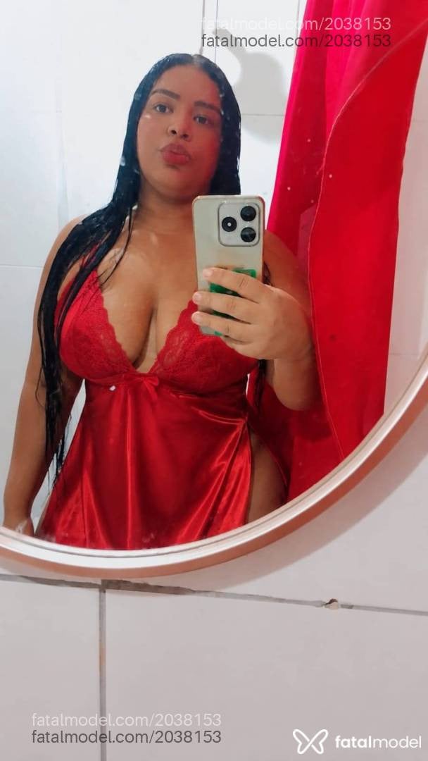 Acompanhante mulher morena (o) de olhos castanhos - Camila