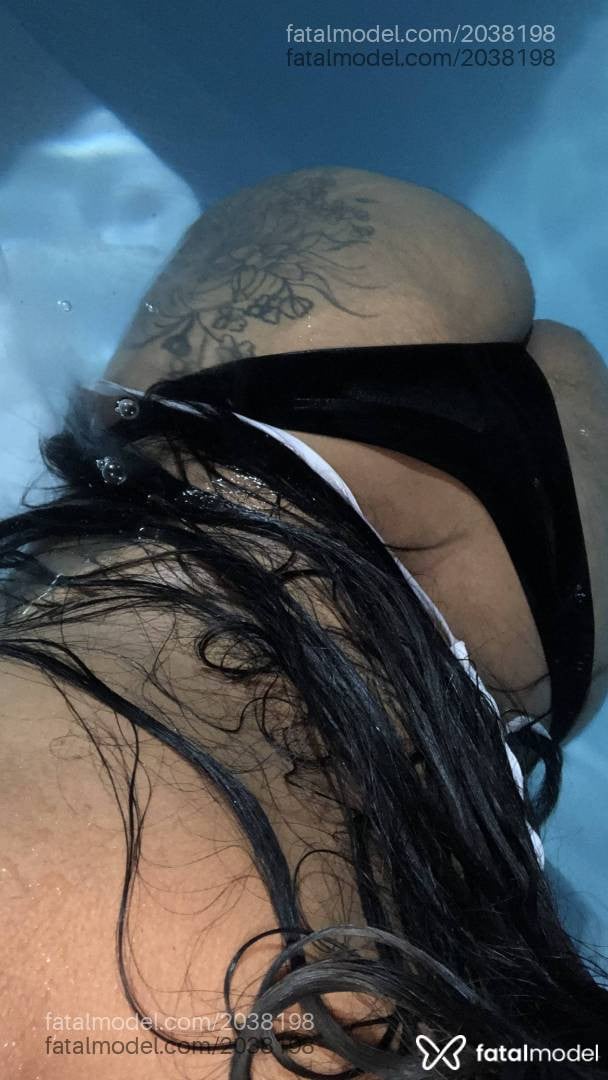 Acompanhante mulher morena (o) de olhos castanhos em Palotina Acompanhante mulher morena (o) de olhos castanhos em Palotina - Mel