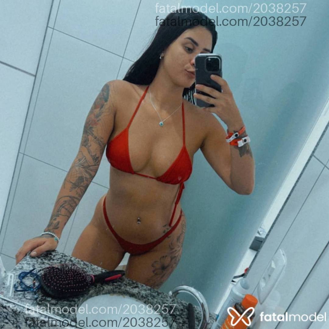 Acompanhante mulher com cabelo castanho de olhos castanhos em Ouro Preto - Luiza