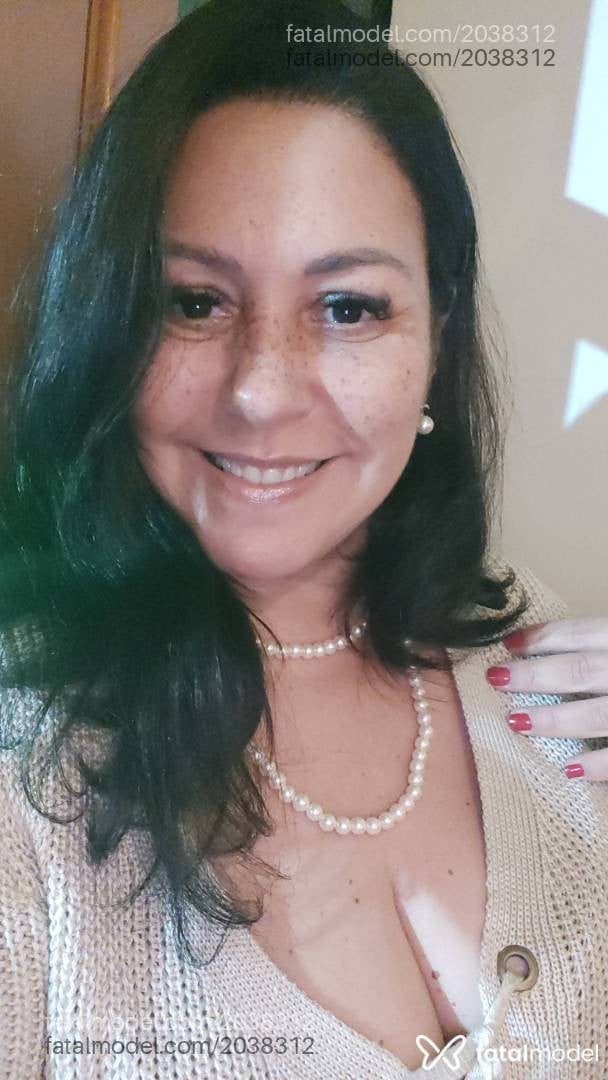 Acompanhante mulher morena (o) de olhos castanhos - Pollyana Marques