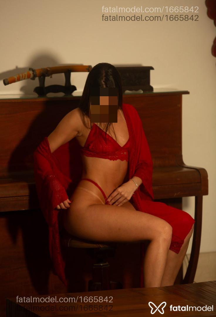 Acompanhante mulher morena (o) de olhos castanhos em Petrópolis - Laura Fleur