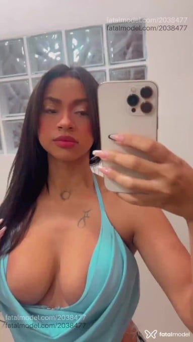 Acompanhante mulher com cabelo castanho de olhos mel em Rio de Janeiro - Mary