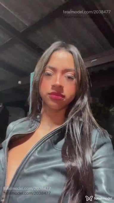 Acompanhante mulher com cabelo castanho de olhos mel em Rio de Janeiro - Mary