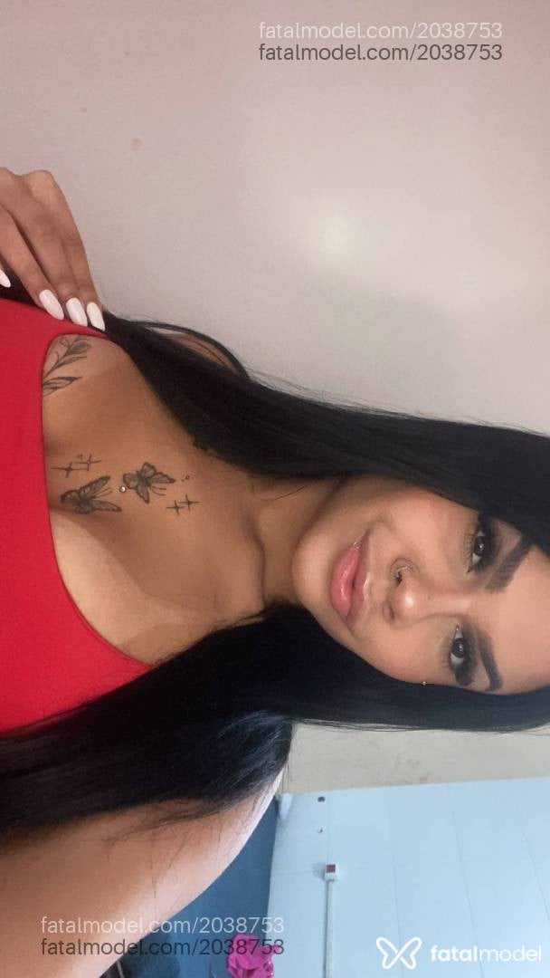 Acompanhante mulher morena (o) de olhos castanhos - Sophia