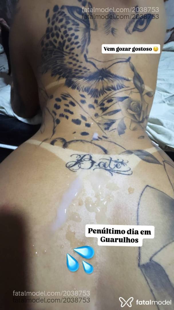Acompanhante mulher morena (o) de olhos castanhos - Sophia