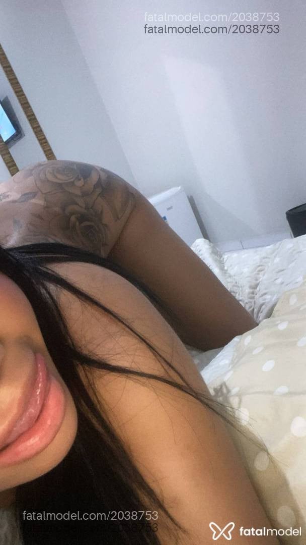 Acompanhante mulher morena (o) de olhos castanhos - Sophia