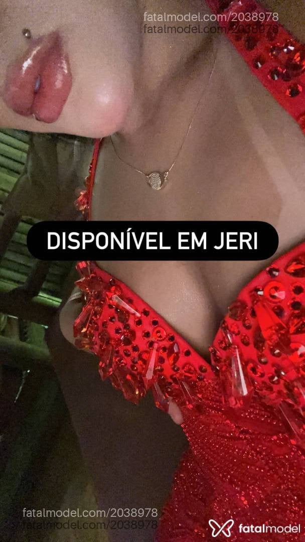 Acompanhante mulher loira (o) de olhos mel em Jijoca de Jericoacoara - Ynara Borges