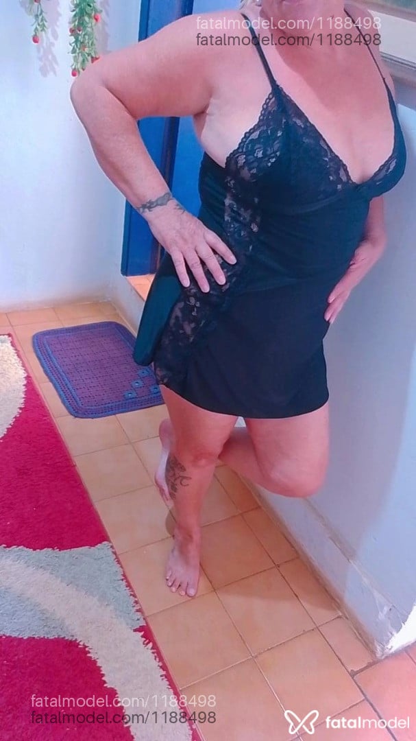 Acompanhante mulher loira (o) de olhos azuis em Ourinhos - Giovana