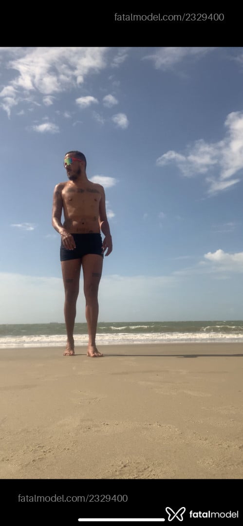 Acompanhante homem com cabelo castanho de olhos verdes em Barra do Corda Acompanhante homem com cabelo castanho de olhos verdes em Barra do Corda - Doncin