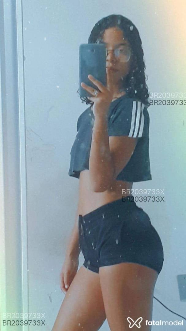 Acompanhante mulher com cabelo castanho de olhos castanhos em Vassouras Acompanhante mulher com cabelo castanho de olhos castanhos em Vassouras - Raquelzinha