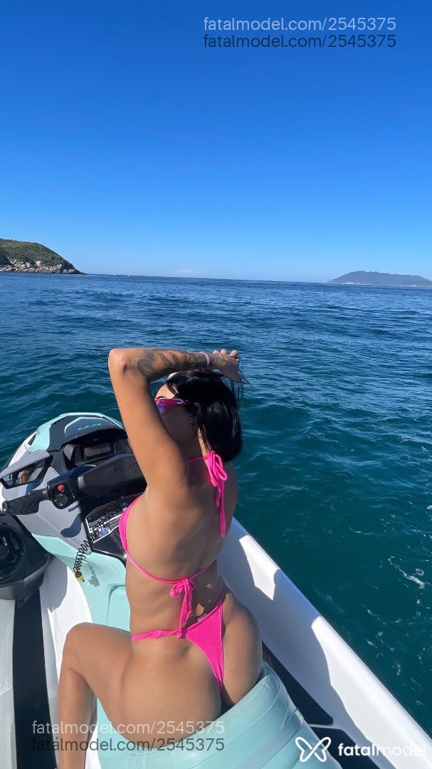 Acompanhante mulher morena (o) de olhos castanhos em Cabo Frio Acompanhante mulher morena (o) de olhos castanhos em Cabo Frio - Lunna