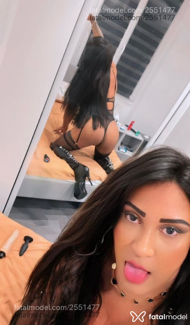 Acompanhante mulher trans morena (o) de olhos pretos em Fortaleza - Laura