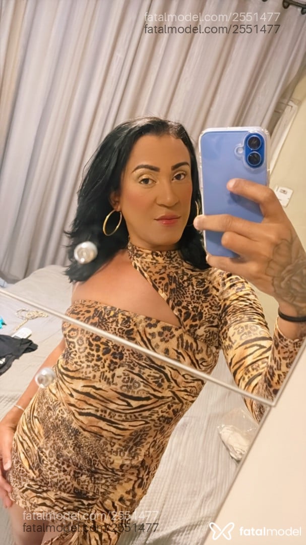 Acompanhante mulher trans morena (o) de olhos pretos em Fortaleza - Laura