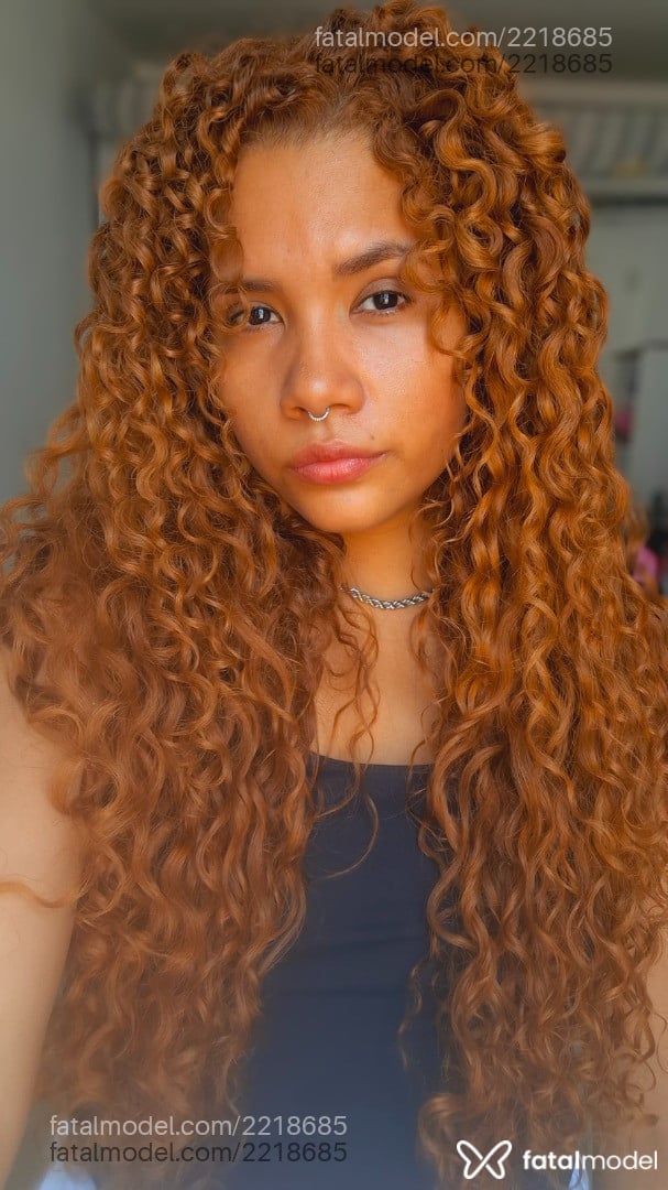 Acompanhante mulher ruiva (o) de olhos castanhos em Rio de Janeiro - Thalia