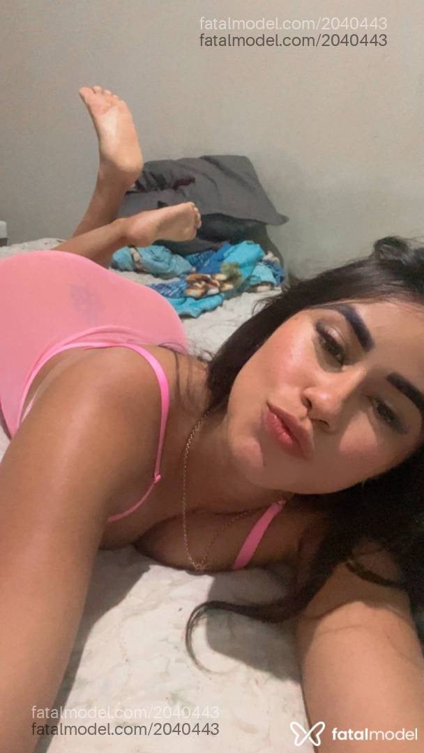 Acompanhante mulher com cabelo castanho de olhos pretos - Amanda