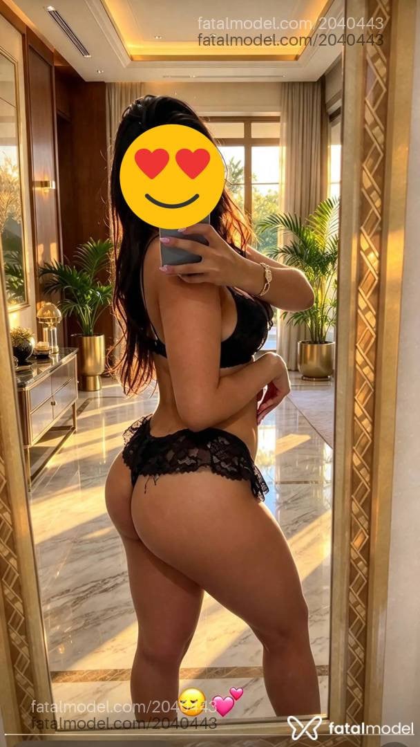 Acompanhante mulher com cabelo castanho de olhos pretos - Amanda