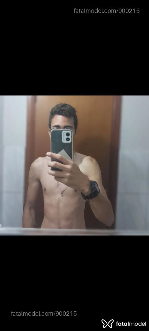 Acompanhante homem com cabelo castanho de olhos castanhos - gustavo Acompanhante homem com cabelo castanho de olhos castanhos - gustavo