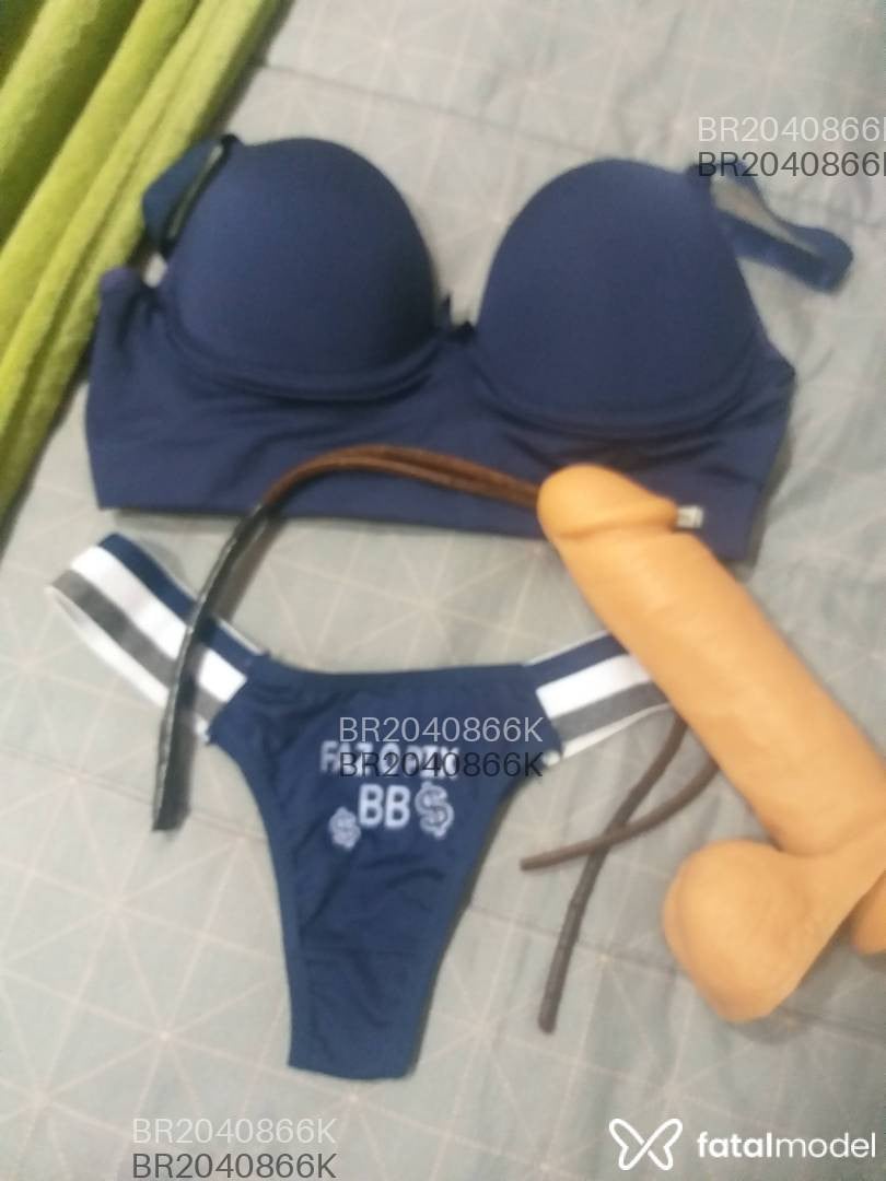 Acompanhante mulher morena (o) de olhos azuis em São Leopoldo Acompanhante mulher morena (o) de olhos azuis em São Leopoldo - Bianca