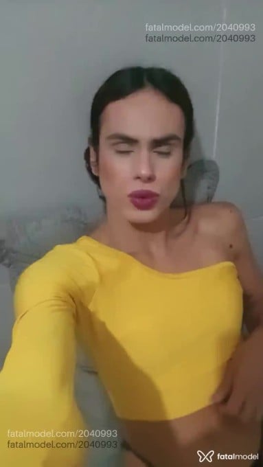 Acompanhante mulher trans com cabelo castanho de olhos castanhos em Virtual Acompanhante mulher trans com cabelo castanho de olhos castanhos em Virtual - Candy Exclusiva