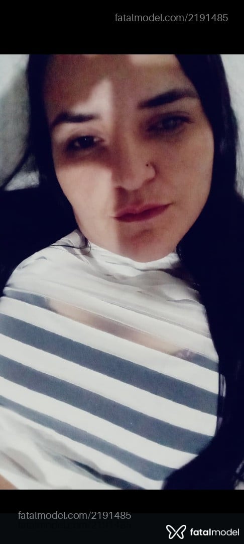 Acompanhante mulher morena (o) de olhos castanhos em Tijucas Acompanhante mulher morena (o) de olhos castanhos em Tijucas - Nari
