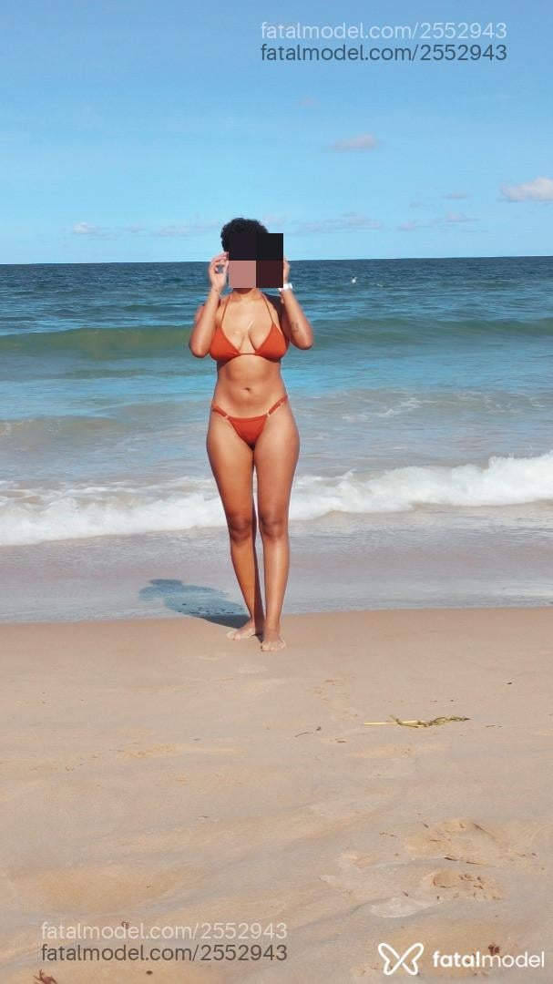 Acompanhante mulher morena (o) de olhos castanhos em Virtual Acompanhante mulher morena (o) de olhos castanhos em Virtual - Easy