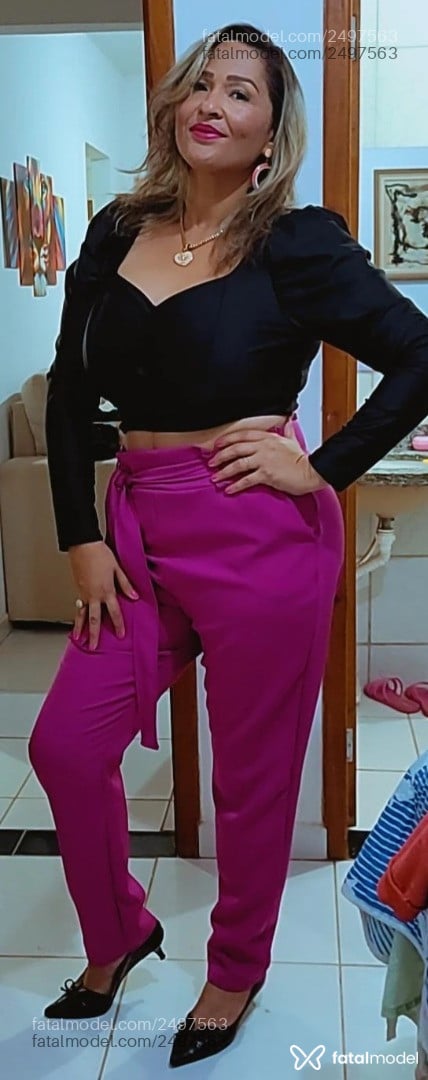 Acompanhante mulher loira (o) de olhos castanhos em Goiânia - Gabizinha