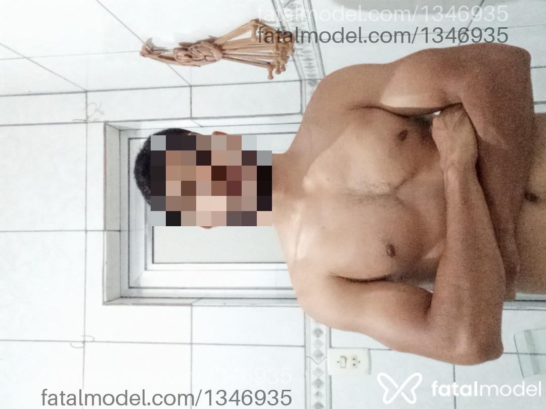 Acompanhante homem morena (o) de olhos castanhos em Macapá - Magic man