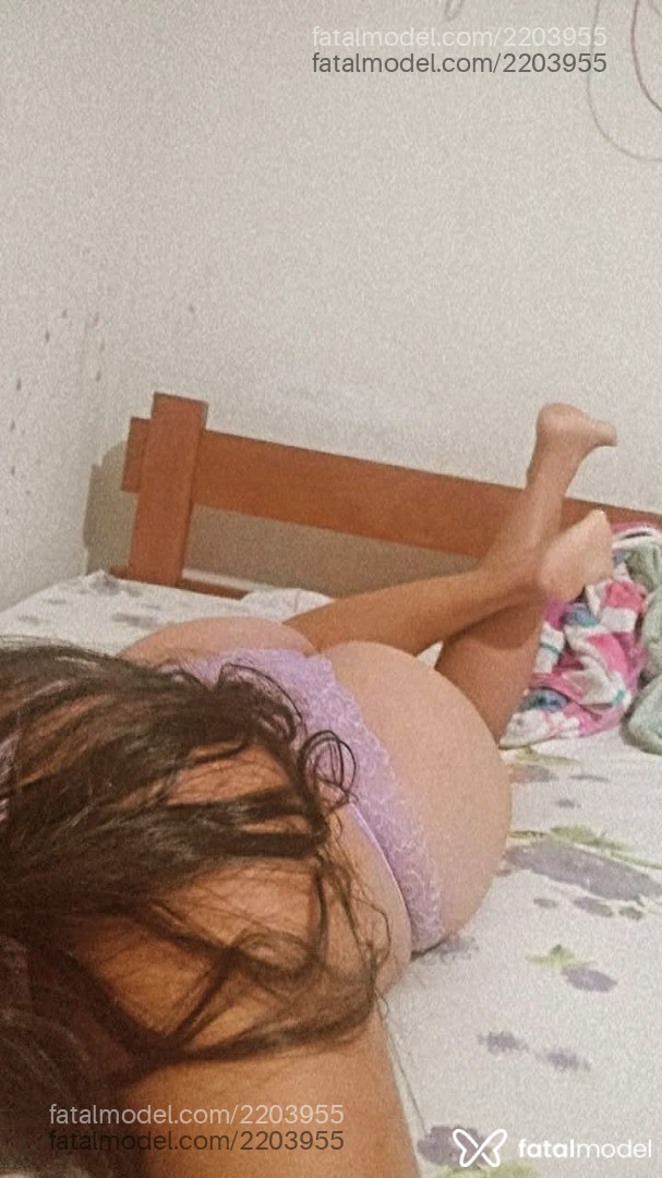 Acompanhante mulher morena (o) de olhos azuis em Rondonópolis - Meninaveneno